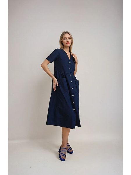 Monki Sukienka w kolorze granatowym rozmiar: 40. Niebieskie sukienki damskie Monki, bez wzorów, bez ramiączek. Za 69.91 zł.