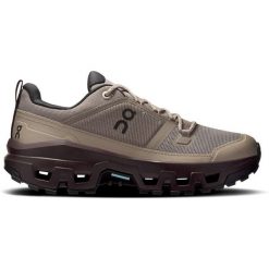 Buty damskie On Cloudrock Low Waterproof. Brązowe obuwie trekkingowe damskie On, z gumy, bez zapięcia. Za 729.99 zł.