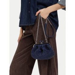 Torebka Weekend Max Mara. Niebieskie torebki wieczorowe damskie Weekend Max Mara, bez wzorów, bez dodatków. Za 1,159.00 zł.