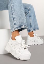Białe Płaskie Sneakersy Vices z Podwójnym Sznurowaniem ze Zdobieniem 3D Nelarissa. Białe obuwie sportowe damskie Born2be, z bawełny, bez zapięcia. Za 129.99 zł.