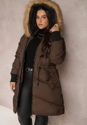 Brązowa Kurtka Pikowana z Futerkiem Damene. Brązowe kurtki damskie Renee, plus size, bez wzorów, z futra, bez kaptura. Za 179.99 zł.