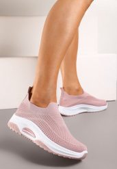 Różowe Wsuwane Buty Sportowe na Koturnie z Perforacją Mellarina. Czerwone obuwie sportowe casual damskie Born2be. Za 39.99 zł.