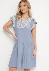 Jasnoniebieska Sukienka z Haftami w Stylu Boho z Bawełny Evitel. Niebieskie sukienki damskie Born2be, z aplikacjami, z bawełny, boho, bez ramiączek. Za 139.99 zł.