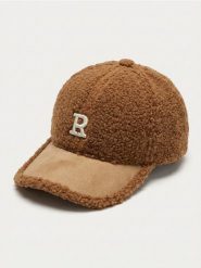Czapka teddy z daszkiem i haftem - brązowy. Brązowe czapki z daszkiem damskie Sinsay, bez wzorów. Za 19.99 zł.