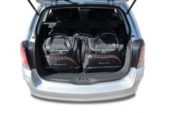 Torby Do Bagażnika Opel Astra Tourer 2004-2014 5Szt Kjust. Czarne torby podróżne KJUST, bez wzorów, z kauczuku. Za 1,523.00 zł.