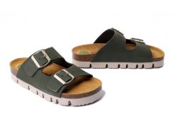 DR. BRINKMANN 700348-07 olive, klapki damskie. Zielone klapki damskie Dr. Brinkmann, bez wzorów, ze skóry, bez obcasa, bez zapięcia. Za 199.43 zł.