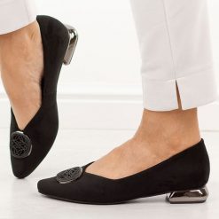 Czarne baleriny damskie na obcasie Potocki 12808. Czarne balerinki damskie POTOCKI, z aplikacjami, z jeansu. Za 189.00 zł.