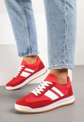 Czerwone Sneakersy w Stylu Kultowych Tenisówek z Przeszyciami Lelluria. Czerwone obuwie sportowe damskie Renee, z jeansu, bez zapięcia, tenisowe. Za 79.99 zł.