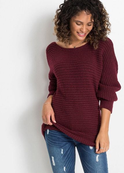 Sweter z grubej dzianiny. Czerwone swetry klasyczne damskie bonprix, z dzianiny, bez kołnierzyka. Za 124.99 zł.