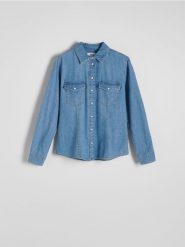 Jeansowa koszula z kieszeniami - niebieski. Niebieskie koszule damskie Reserved, l, bez wzorów, z denimu, bez kołnierzyka, bez ramiączek. W wyprzedaży za 79.99 zł.