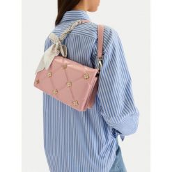 Torebka Nine West. Czerwone torebki klasyczne damskie Nine West, bez dodatków. Za 279.99 zł.