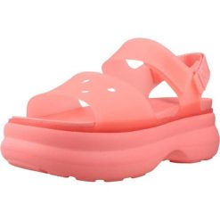 Buty CROCS 212651C Rose. Czerwone obuwie trekkingowe damskie Crocs, z gumy, bez zapięcia. Za 289.99 zł.