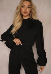 Czarna Bluzka z Dodatkiem Bawełny Ozdobiona Kwiatem 3D Merisara. Czarne bluzki damskie Renee, m, bez wzorów, z bawełny, eleganckie, bez kołnierzyka, bez ramiączek. Za 74.99 zł.