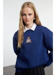 Trendyol Bluza w kolorze granatowym rozmiar: M. Niebieskie bluzy damskie Trendyol, m, bez wzorów, bez kaptura. Za 86.99 zł.