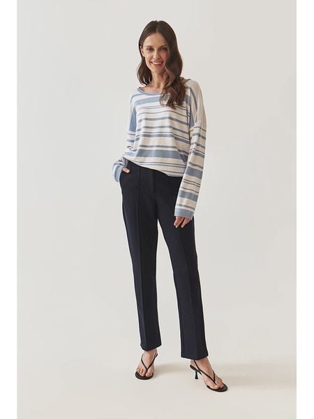 TATUUM Spodnie w kolorze granatowym rozmiar: 42. Niebieskie spodnie materiałowe damskie TATUUM, bez wzorów, z materiału. Za 237.45 zł.