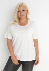 Biały T-shirt Akisistae. Białe t-shirty damskie Born2be, plus size, bez wzorów, z bawełny, bez kołnierzyka. Za 19.99 zł.