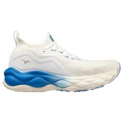 Buty do biegania damskie Mizuno Wave Neo Ultra. Białe obuwie sportowe damskie Mizuno, bez zapięcia, do biegania, mizuno wave. W wyprzedaży za 726.00 zł.