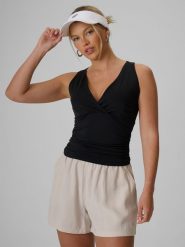 4F Top slim z marszczeniem damski - czarny M. Czarne koszulki sportowe damskie 4F, m, bez wzorów, z dzianiny, bez ramiączek. Za 69.99 zł.