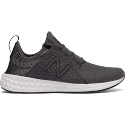 New Balance WCRUZHB. Brązowe obuwie sportowe damskie New Balance, z gumy. W wyprzedaży za 199.99 zł.