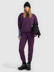 4F Spodnie dresowe joggery damskie - fioletowe XXL. Fioletowe spodnie dresowe damskie 4F, xxl, bez wzorów, z dresówki. Za 129.99 zł.