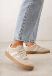 Beżowe Sneakersy na Kauczukowej Podeszwie z Geometrycznym Motywem Vikioria. Brązowe obuwie sportowe damskie Born2be, z dresówki, bez zapięcia. Za 89.99 zł.