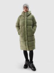 4F Długi płaszcz puchowy z syntetycznym wypełnieniem damski - khaki S. Brązowe płaszcze damskie 4F, na zimę, s, bez wzorów, z dzianiny, bez kaptura. W wyprzedaży za 299.99 zł.