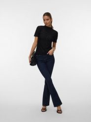 Vero Moda Bluzka w kolorze czarnym rozmiar: XL. Czarne bluzki damskie Vero Moda, xl, bez wzorów, z koronki, bez kołnierzyka, bez ramiączek. Za 52.42 zł.