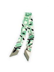 ATELIERS SAINT GERMAIN Chusta w kolorze zielonym - 96 x 5,7 cm rozmiar: onesize. Zielone chusty damskie ATELIERS SAINT GERMAIN, bez wzorów, z materiału. Za 100.99 zł.