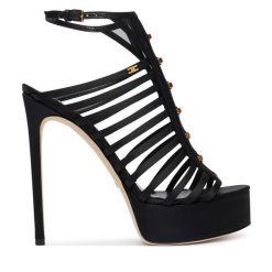 Sandały Elisabetta Franchi. Czarne sandały damskie Elisabetta Franchi, bez wzorów, bez obcasa, na szpilce, bez zapięcia. Za 3,359.00 zł.