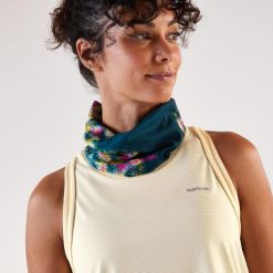 Komin do biegania wielofunkcyjny Kiprun. Czerwone kominy damskie KIPRUN, bez wzorów, z dzianiny. Za 24.95 zł.