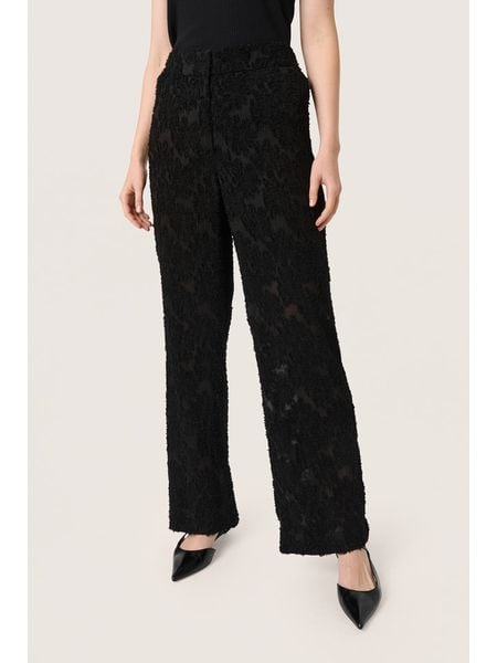 Soaked in Luxury Spodnie "Soaked in Luxury" w kolorze czarnym rozmiar: M. Czarne spodnie materiałowe damskie Soaked in Luxury, bez wzorów, z materiału. Za 183.59 zł.