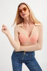 Bluzka PATRIZIA PEPE. Bluzki damskie Patrizia Pepe, s, bez wzorów, bez kołnierzyka, bez ramiączek. W wyprzedaży za 460.57 zł.