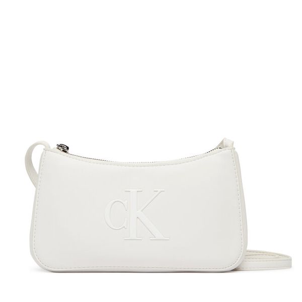 Torebka Calvin Klein. Białe torebki klasyczne damskie Calvin Klein, bez dodatków. Za 173.99 zł.