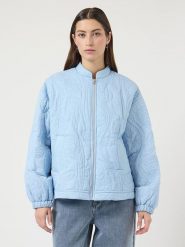 YAS Kurtka w kolorze błękitnym rozmiar: 34. Niebieskie kurtki damskie YAS, bez wzorów, bez kaptura. Za 163.26 zł.