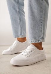 Wiązane Białe Tenisówki Trampki pod Kostkę z Ozdobnym Paskiem Wiolana. Białe trampki damskie Born2be, bez wzorów, z jeansu, bez zapięcia. Za 79.99 zł.