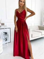 Sukienka Model Chiara 299-14 Red Satyna - Numoco. Czerwone sukienki damskie NUMOCO, z aplikacjami, z elastanu, eleganckie, bez ramiączek. Za 595.19 zł.
