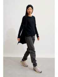 AUTHENTIC CASHMERE Kaszmirowy kardigan "Chésery" w kolorze czarnym rozmiar: XXL. Czarne kardigany damskie AUTHENTIC CASHMERE, xxl, bez wzorów, z kaszmiru. Za 554.45 zł.