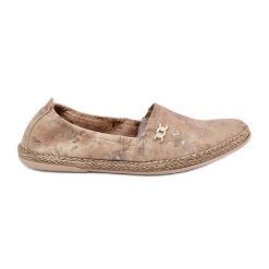 Eleganckie Zamszowe Espadryle W Kwiaty Damskie Zazoo 10177 Beżowe beżowy. Brązowe espadryle damskie bez wzorów, z zamszu, bez obcasa, na płaskiej podeszwie. Za 387.75 zł.