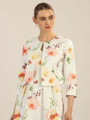 APART Bolerko w kolorze kremowo-brzoskwiniowym rozmiar: 38. Brązowe swetry klasyczne damskie Apart, bez kołnierzyka. Za 195.99 zł.