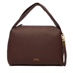 Torebka Tommy Hilfiger. Brązowe torebki klasyczne damskie Tommy Hilfiger, bez dodatków. Za 849.99 zł.