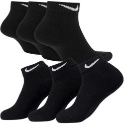 Skarpetki treningowe Nike Dri-fit SX7670-010 3 pack. Czarne obuwie sportowe damskie Nike, bez zapięcia, na fitness i siłownię. Za 39.90 zł.