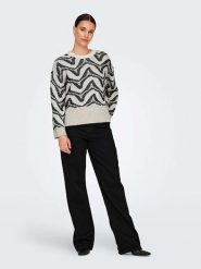 ONLY Sweter w kolorze czarno-białym rozmiar: M. Białe swetry klasyczne damskie Only, m, ze splotem, bez kołnierzyka. Za 70.24 zł.