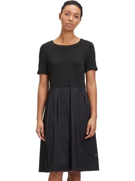 Vera Mont Sukienka w kolorze czarnym rozmiar: 44. Czarne sukienki damskie Vera Mont, bez wzorów, bez ramiączek. Za 149.31 zł.