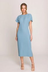 Elegancka sukienka ołówkowa z dekoltem V z tyłu niebieska. Niebieskie sukienki damskie Stylove, bez wzorów, eleganckie, bez ramiączek. Za 189.00 zł.