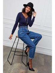 L'armoire de Suzette Sweter w kolorze granatowym rozmiar: 34/36. Niebieskie swetry klasyczne damskie L'armoire de Suzette, l, z kaszmiru, bez kołnierzyka. Za 109.00 zł.