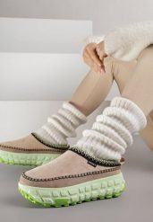 Zielone Niskie Śniegowce na Grubej Tłoczonej Podeszwie Arevire. Zielone śniegowce damskie Born2be, z jeansu. Za 89.99 zł.