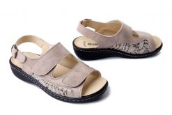 DR. BRINKMANN 710220-08 beige, sandały damskie. Brązowe sandały damskie Dr. Brinkmann, bez wzorów, ze skóry, bez obcasa, bez zapięcia. Za 347.92 zł.