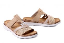 INBLU FA-07 026 piaskowy, klapki damskie. Brązowe klapki damskie Inblu, bez wzorów, bez obcasa, bez zapięcia. Za 104.90 zł.