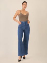 APART Dżinsy - Comfort fit - w kolorze niebieskim rozmiar: 40. Niebieskie jeansy damskie Apart, z podwyższonym stanem. Za 209.95 zł.
