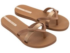 Klapki japonki plażowe damskie Ipanema Kirei brązowe r.37 modne. Brązowe klapki damskie Ipanema, bez wzorów, z gumy, bez obcasa, bez zapięcia. Za 79.00 zł.